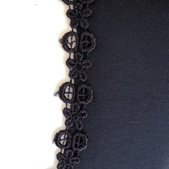 Elie Tahari Short Sleeve Navy Knit Top New w/Tags - Picture 4 of 9